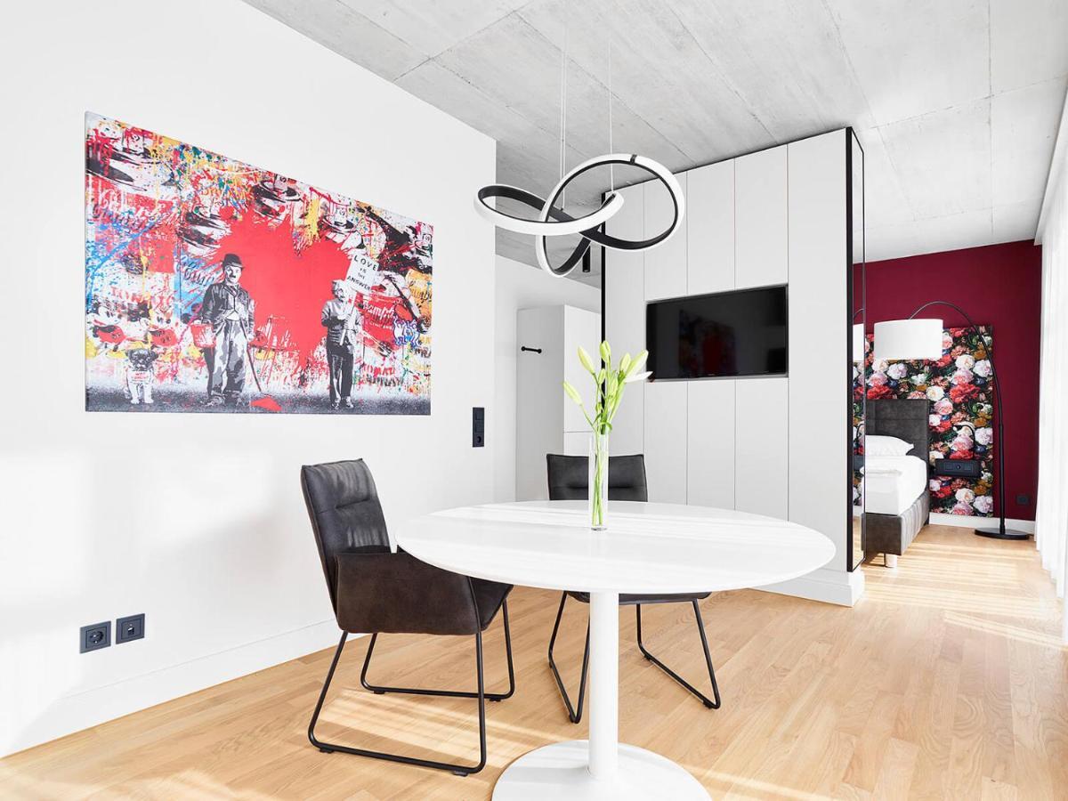 Livisit Bergapartments Щутгарт Екстериор снимка