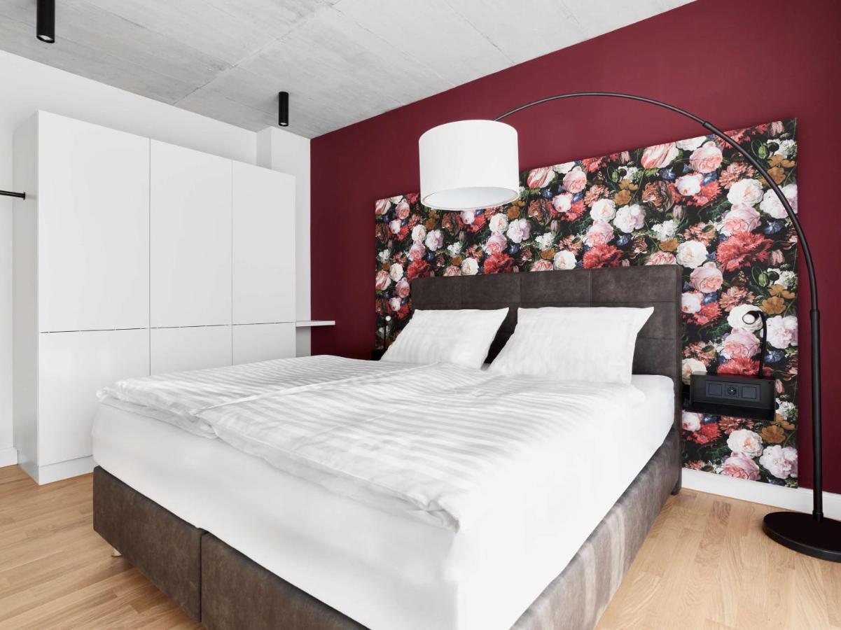 Livisit Bergapartments Щутгарт Екстериор снимка